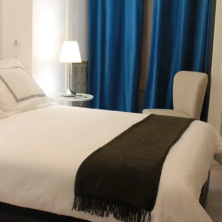 بيت ضيافة Downtown 4*