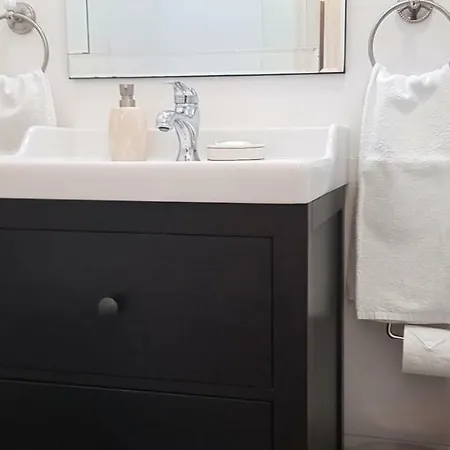 Guest house Downtown 4*