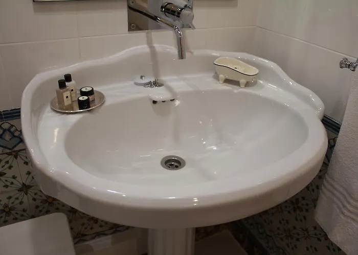 Pensión Downtown 4*